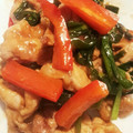 Chehyun's cooksnap of when they made ニンニクの芽と細切り豚肉炒め.