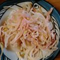 よっちゃんもち★'s cooksnap of when they made 大根･もやし&ハム☆マヨポンサラダ.
