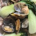のんまま33's cooksnap of when they made 簡単♪アサリとチンゲン菜の酒蒸し.