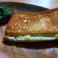 なっちゃんちの食卓's cooksnap of when they made フライパンでとろ〜りホットサンド☆.