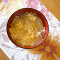 sumirenore's cooksnap of when they made えのきとキャベツと卵の味噌汁♡.