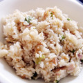めけてー's cooksnap of when they made 炊飯器で簡単♪エビピラフ.