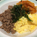 1ちょこ's cooksnap of when they made ふんわり卵と豚挽肉のしっとり生姜そぼろ丼.