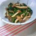 MoePiー's cooksnap of when they made ほうれん草としめじのバター醤油炒め*.