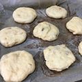 kotahoo's cooksnap of when they made 手ごね☆くるみとクリチの平丸パン☆.