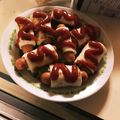 ゆんさままま's cooksnap of when they made 簡単おやつ☆食パンdeウインナーロール.