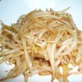 かばももくん's cooksnap of when they made 韓国風ピリカラもやし.