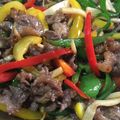 かお1200's cooksnap of when they made お弁当にも♡カラフル青椒肉絲.