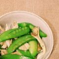 クックQ1UMSY☆'s cooksnap of when they made お弁当に♬舞茸と絹さやのバター醤油炒め.