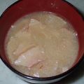 ガッキーパパ's cooksnap of when they made 玉ねぎとベーコンの味噌汁.