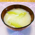 アイリッシュショコラ's cooksnap of when they made ✿きぬさやと新たまねぎの✿お味噌汁✿.