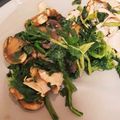 彩ちゃんinFL's cooksnap of when they made 簡単☆ほうれん草としめじのソテー.