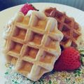 凝り性飽き性's cooksnap of when they made ふんわりモッチリ♥苺のワッフル.