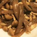 ハハハハハ's cooksnap of when they made ダイエットに(笑)蒟蒻としめじのきんぴら.