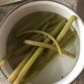 キャビィーママ's cooksnap of when they made ふきのゆで方.