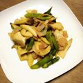 なつ⑅'s cooksnap of when they made アスパラとエリンギのバター醤油いため.