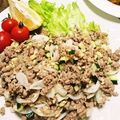 Meguminomy's cooksnap of when they made お手軽タイ飯♪ラープ・ムゥの挽肉かけご飯.