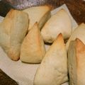 yukkoyy's cooksnap of when they made ヨーグルトで簡単スコーン？堅焼パン？.