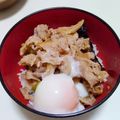 黒豆丸's cooksnap of when they made ☆祝☆れぽ900！完全再現☆伝説のすた丼.