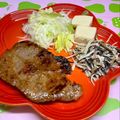 まこさんど's cooksnap of when they made ひじき煮リメイク。玉ねぎの簡単サラダ！.
