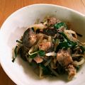 里之助's cooksnap of when they made アラ⁈ニラ炒め.