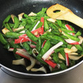 ごめっきー's cooksnap of when they made 簡単★絹さやとエリンギのマヨポン炒め.