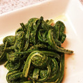 y_uu's cooksnap of when they made 簡単♪こごみの油炒め.