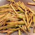クックQKZAM5☆'s cooksnap of when they made ちょっと自慢のフキ炒め ～♪.