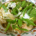 低カロ探検隊's cooksnap of when they made 簡単☆絹さやとお麩の卵とじ.