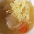 万年新人嫁's cooksnap of when they made 簡単！鶏肉とキャベツのスープ.