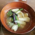麻's cooksnap of when they made わらびと松山あげのお味噌汁.