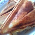 あやこ６１'s cooksnap of when they made 朝食に！ホットサンド.