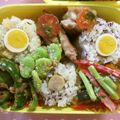 ☆Rokko☆'s cooksnap of when they made デコ弁✿　お花弁当.