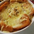 ぎゃっちん's cooksnap of when they made 食パンでオニオングラタンスープ.