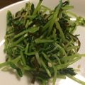 ぷうちゃんちゃん's cooksnap of when they made ◆簡単副菜♡ごま香る豆苗の塩昆布和え◆.