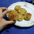 山ちゃん⛰'s cooksnap of when they made スイーツ★カップパン✿アップルローズ✿.