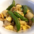 どんぐりきのこ's cooksnap of when they made 焼き竹輪とスナップエンドウのマヨポン炒め.