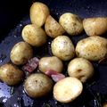 マジュマジュ's cooksnap of when they made 新じゃがとベーコンの煮ころがし.