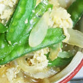 クックFJRVS0☆'s cooksnap of when they made 絹さやと新玉ねぎの卵とじ.