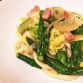 kikie's cooksnap of when they made アスパラとベーコンのバター醤油焼きうどん.