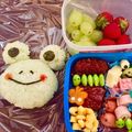 korujade's cooksnap of when they made カエルと紫陽花のおにぎりキャラ弁.