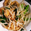 Jyohana's cooksnap of when they made 節約！簡単！もやしと小松菜の炒め物♪.