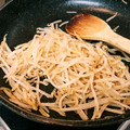 かみわかめ's cooksnap of when they made もやし炒め.