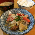 ひろぼー007's cooksnap of when they made ちくわと白菜の煮物.