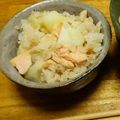 yuzuyou15's cooksnap of when they made 鮭のじゃがバター炊き込みご飯.