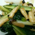 ♪ことこ♪'s cooksnap of when they made ごま香る♪うるいの醤油炒め.