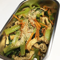 i3uchi's cooksnap of when they made 捨てないで！大根葉と人参と油揚げの炒め煮.
