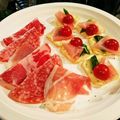cana226's cooksnap of when they made おつまみ✿トマトとバジルのクラッカー乗せ.