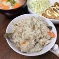 Minnie･∀･★'s cooksnap of when they made 簡単♪舞茸の炊き込みご飯♪.