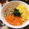 ごまべえ's cooksnap of when they made 4色そぼろ丼.